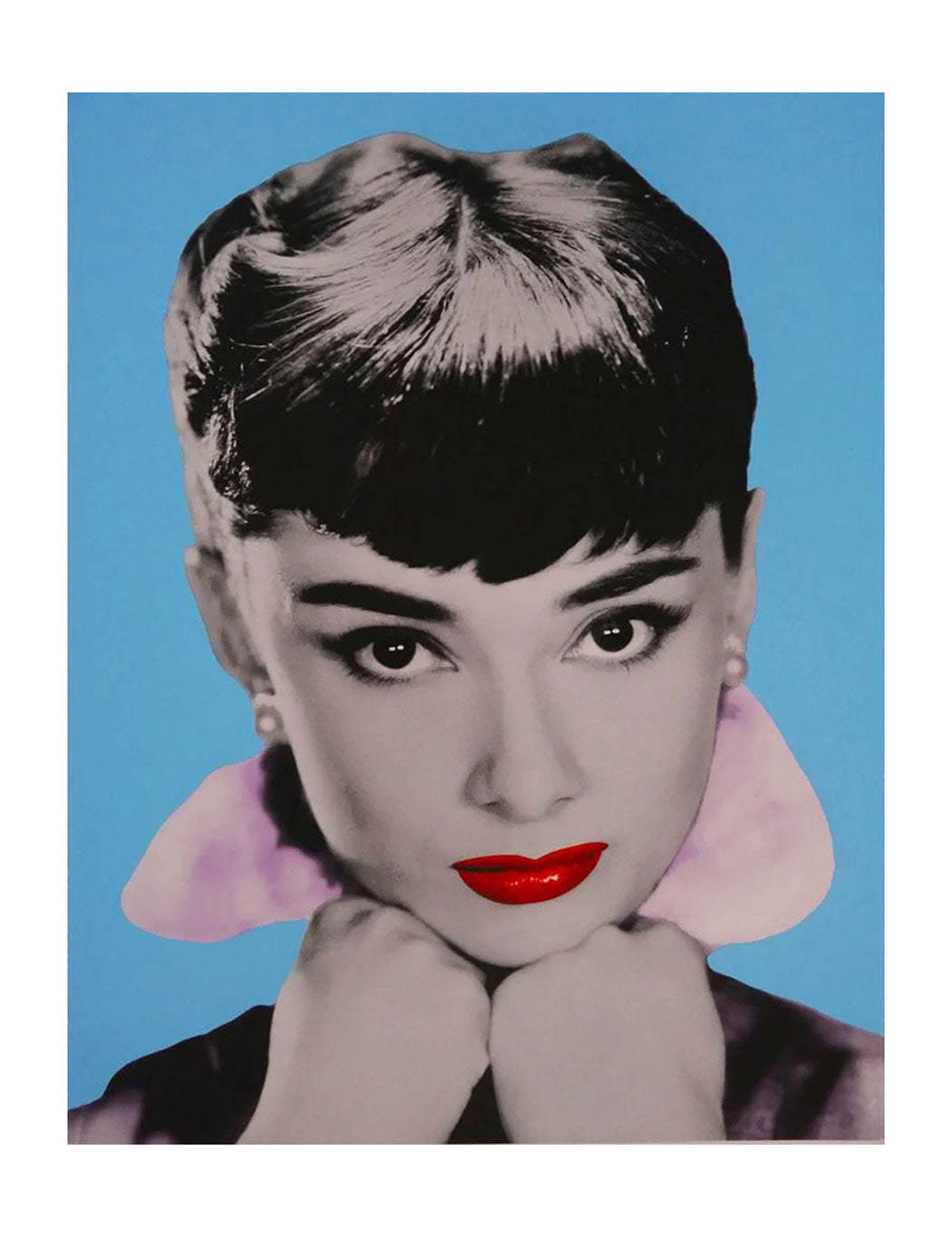 Audrey Hepburn I Enlarged