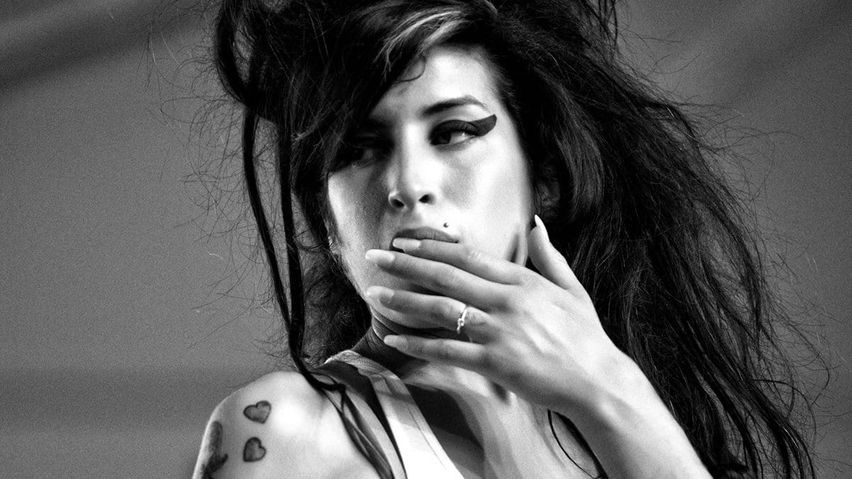 Amy Winehouse Coachella Festival, 2007 (30 x 40 in) Enlarged