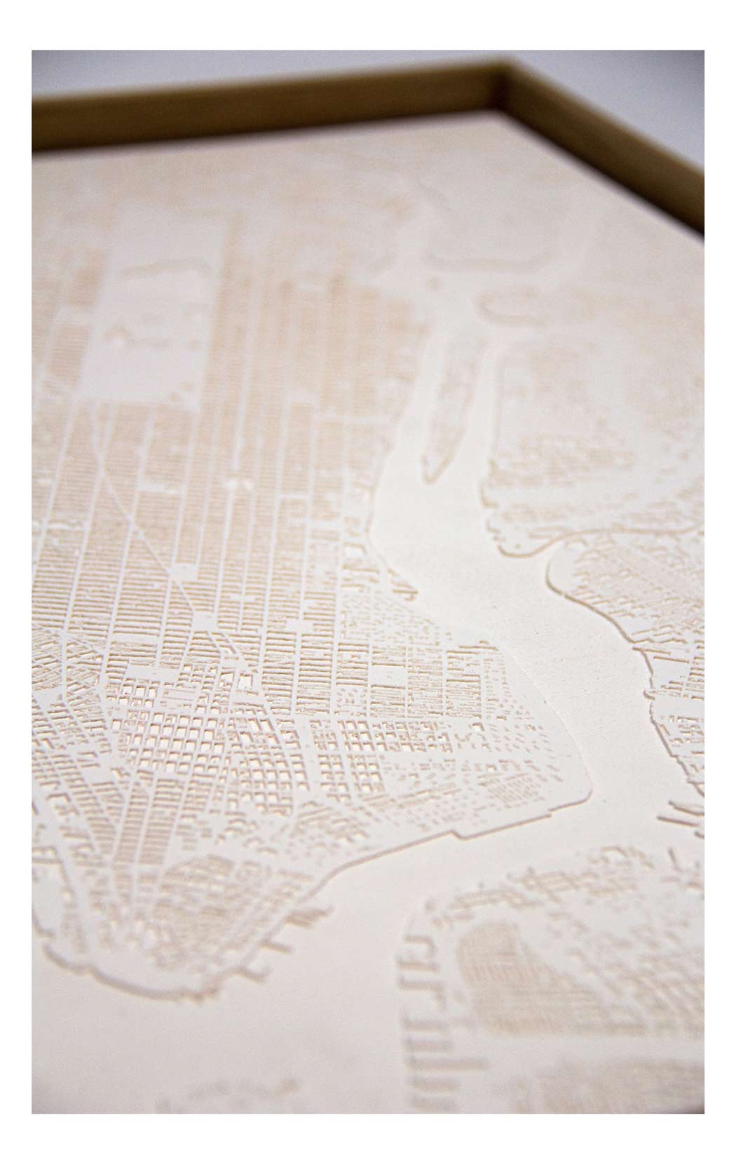 Manhattan  (White) Enlarged