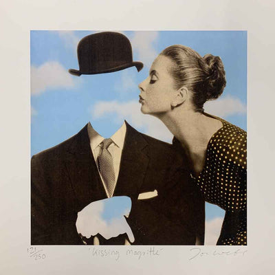 Kissing Magritte, 2020